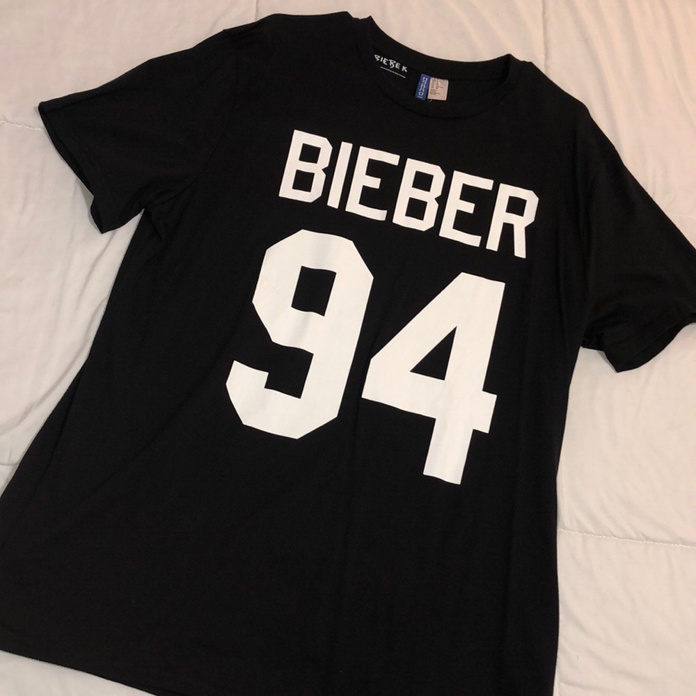 H&M Justin Bieber Tee ✨